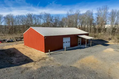 Versatile Commercial Property in Gurdon, AR