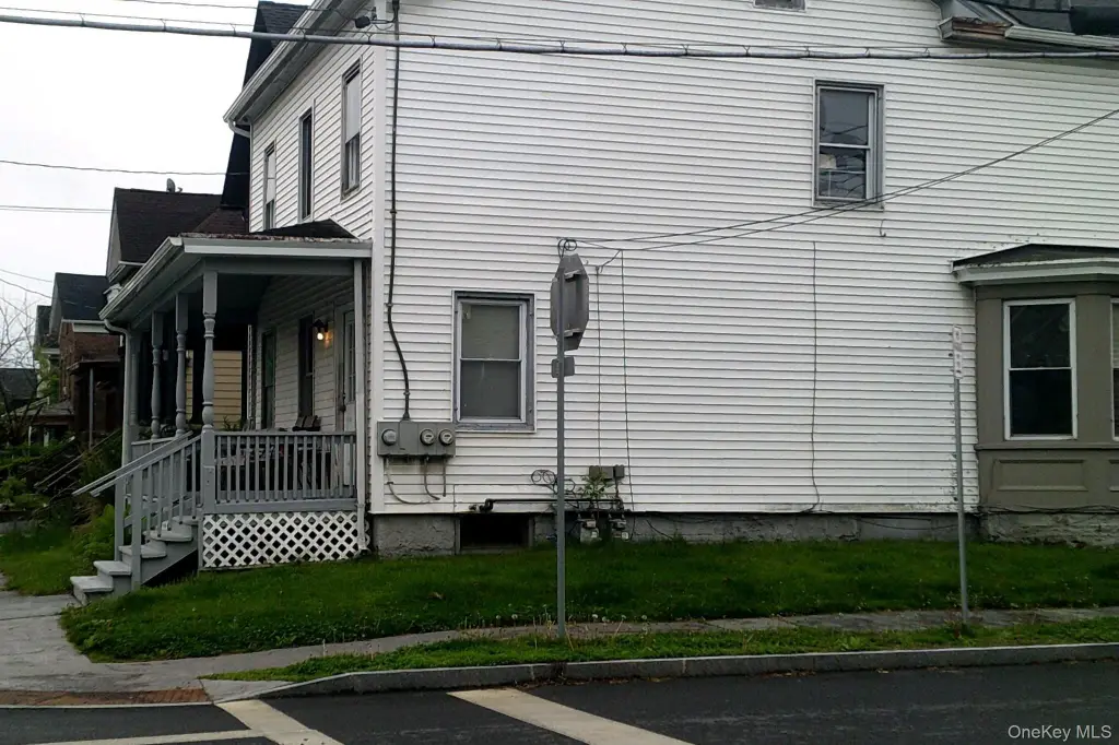 Picture 4