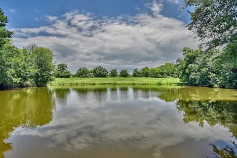 Picturesque 24-Acre Country Escape