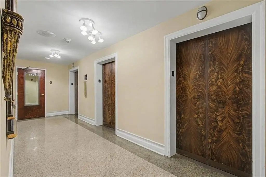 Picture 10
