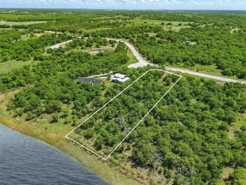 Lakefront Land in Gated Community