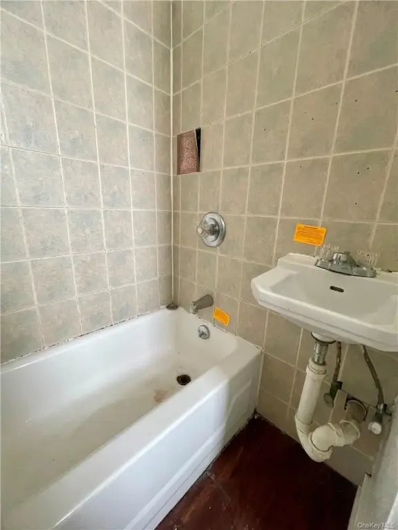 Picture 12