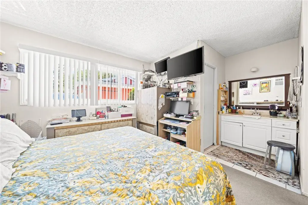 Picture 25