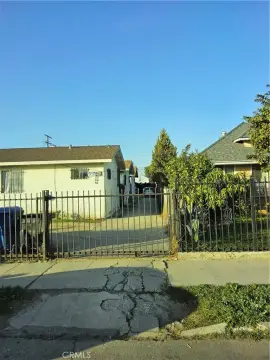 Los Angeles Triplex with Income