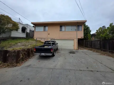 Oakland Duplex Fixer-Upper Opportunity