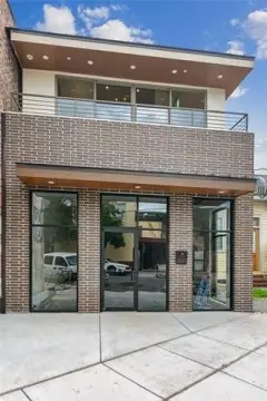 Live-Work Mixed Use Property
