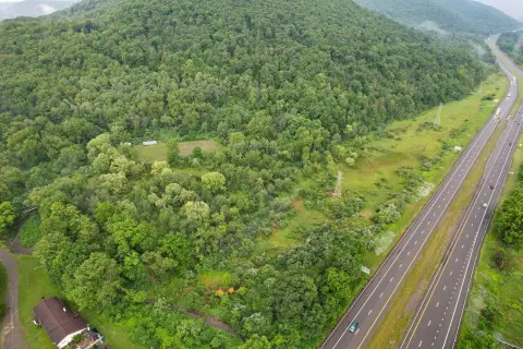 Vacant Land Near Expressway