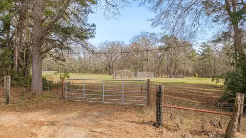 Longview Acreage Ready to Build