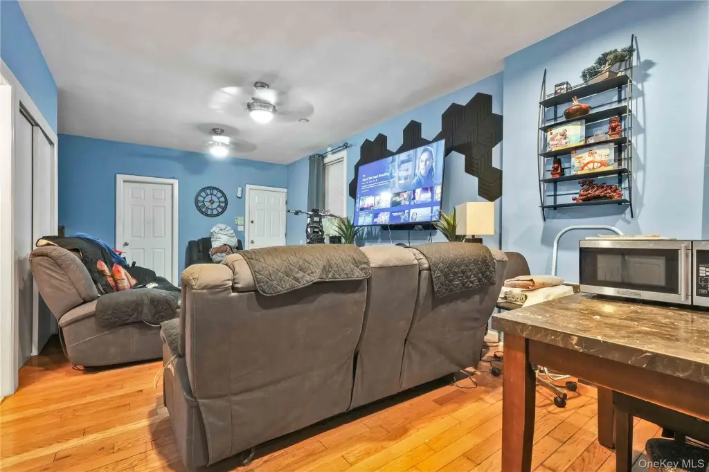 Picture 7