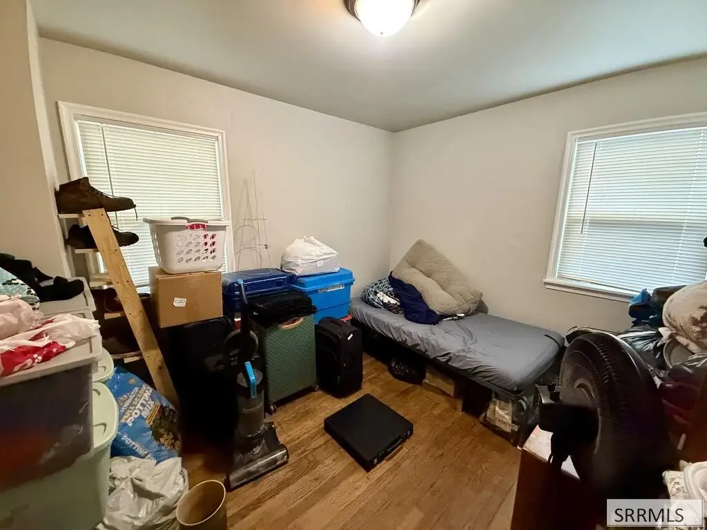 Picture 11