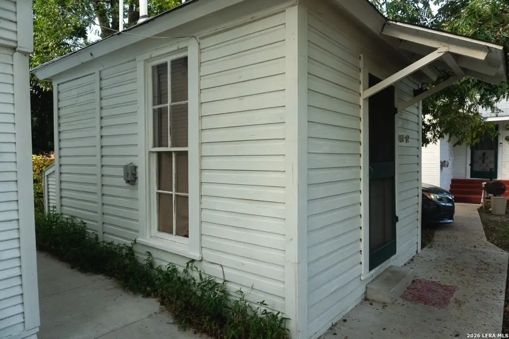 Picture 10