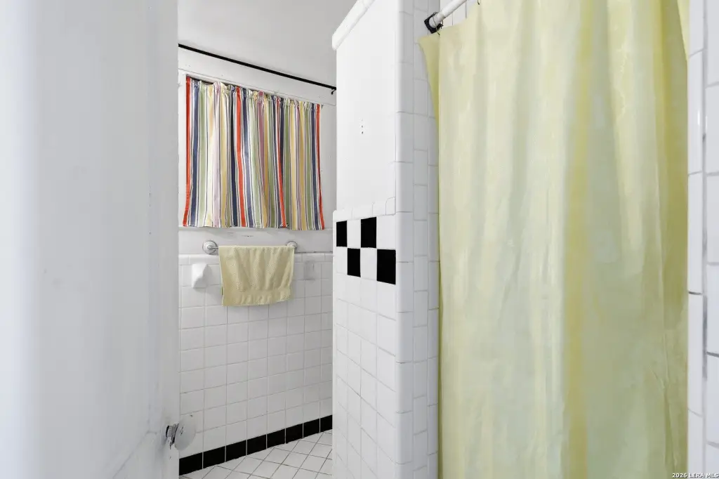 Picture 13