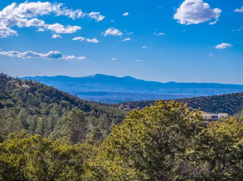 Santa Fe Land with Views