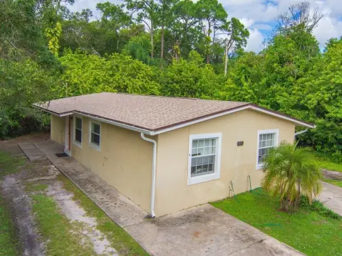 Two-Unit Duplex with Separate Utilities