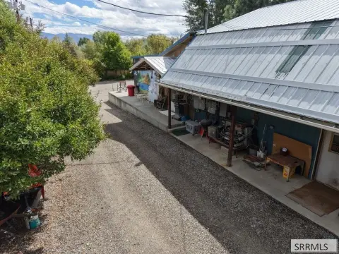 Mixed-Use Property with Cold Storage