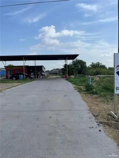 Palmview Car Wash on Business 83