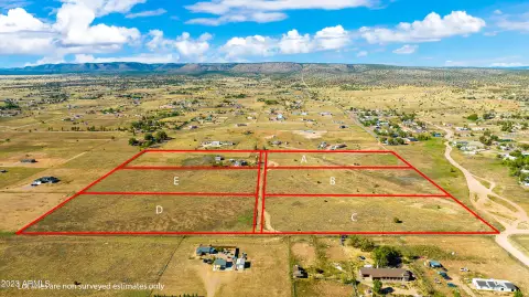 25 Acres Land in Paulden, AZ