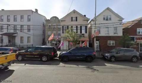 Mixed-Use Property in Busy Area