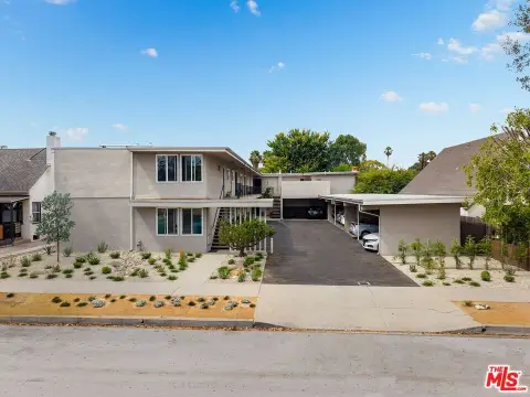 11-Unit Mid-Century Apartment Building