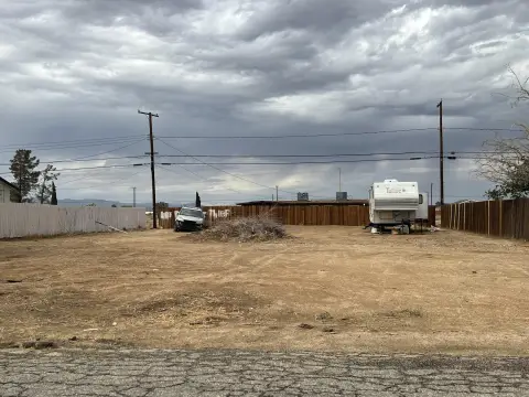 California City Land with Plans