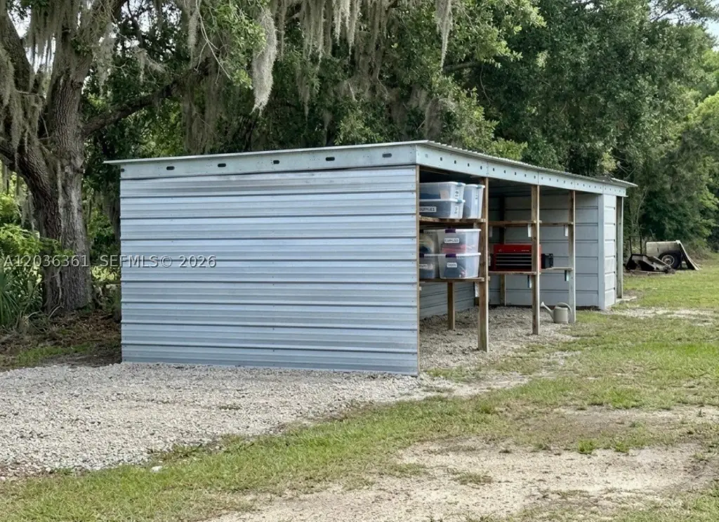 Picture 16