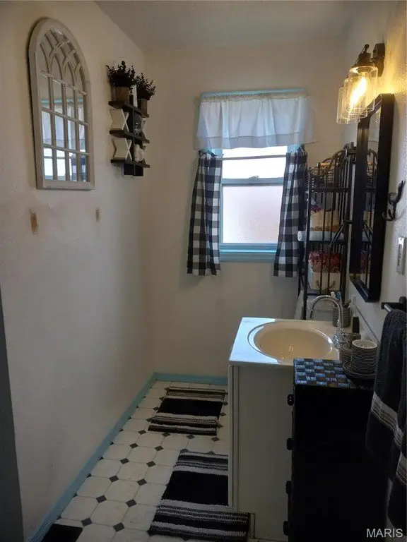 Picture 6