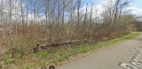 Residential Building Lot Near Beaches