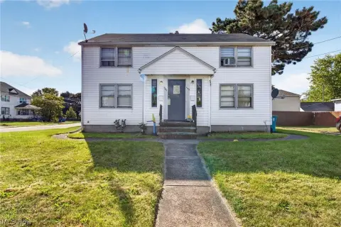Duplex with Separate Utilities