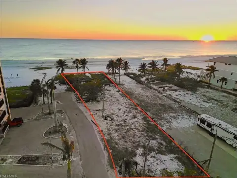 Beachfront Residential Lot Opportunity