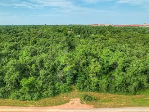 Oklahoma City Acreage with Frontage