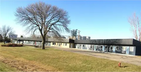 Turn-Key Motel with Living Quarters