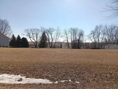 Residential Land in Lake Summerset