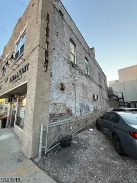 Bloomfield Retail Opportunity