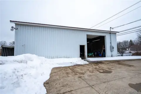 Route 16 Commercial Building