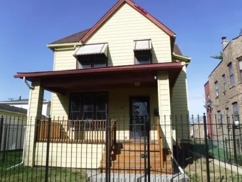 Chicago Multi-Family Property For Sale