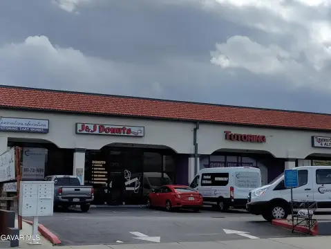 Quartz Hill Mixed-Use Investment