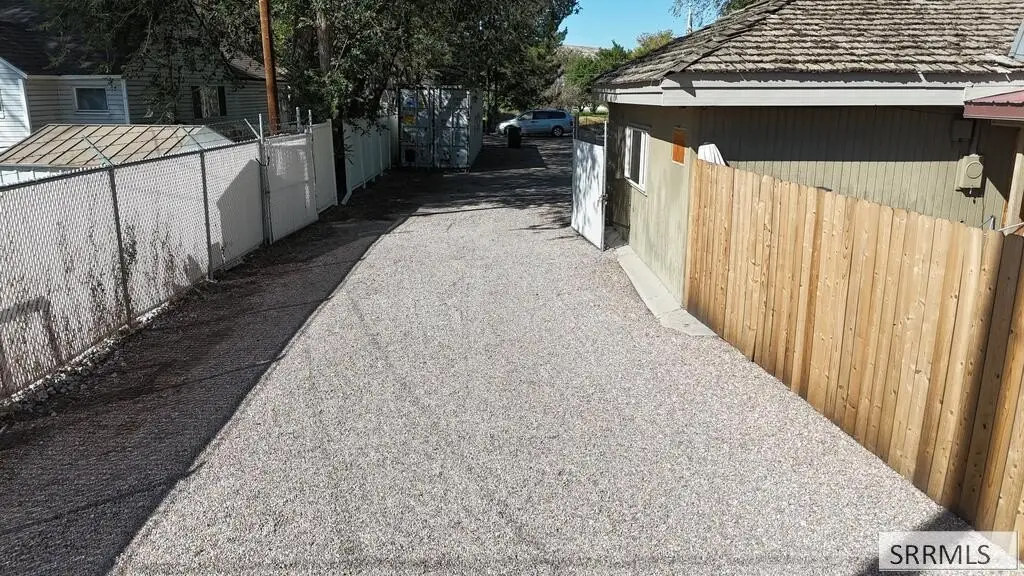 Picture 10