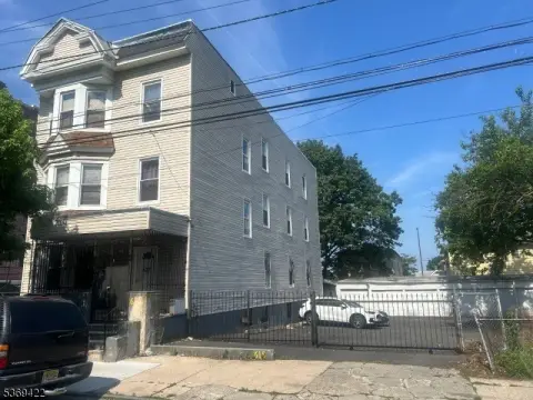 Newark City Three-Story Multi-Family