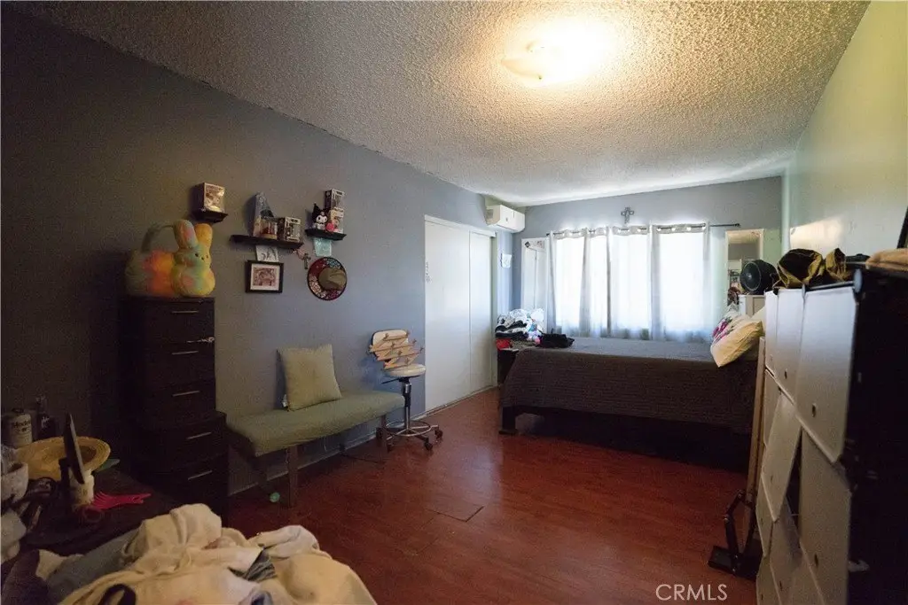 Picture 37