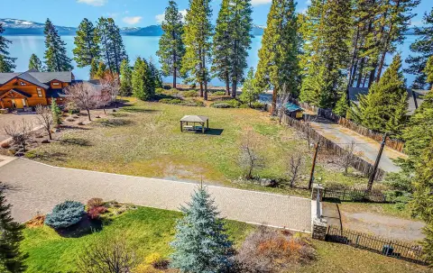 Lake Almanor Waterfront Land Parcel