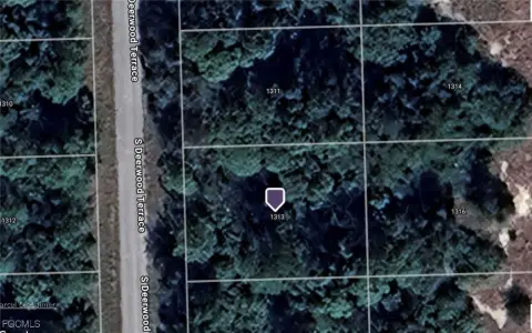 Residential Lot in Labelle, FL