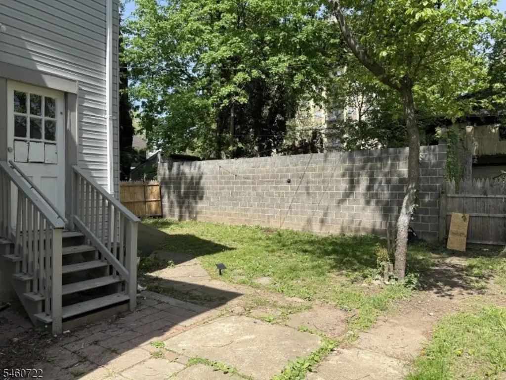 Picture 12