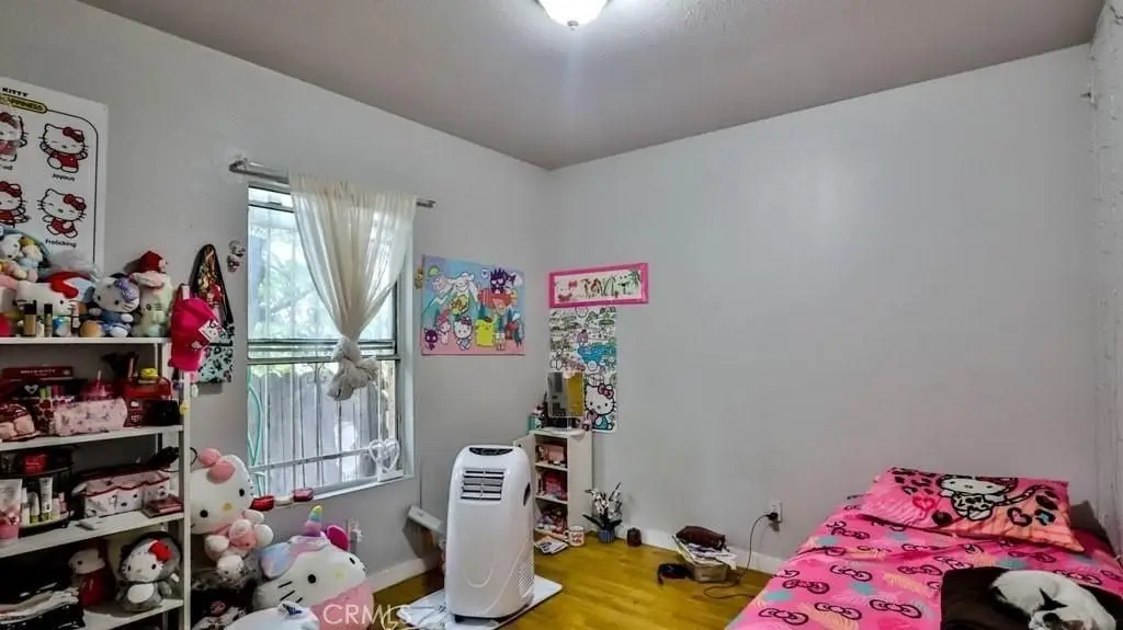 Picture 8