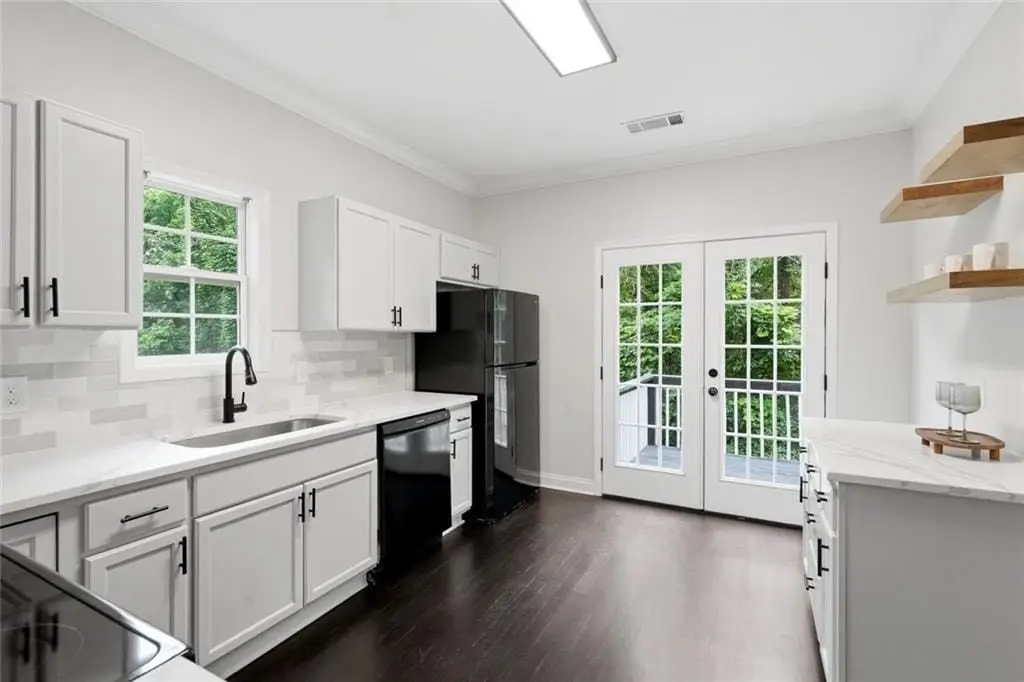 Picture 9