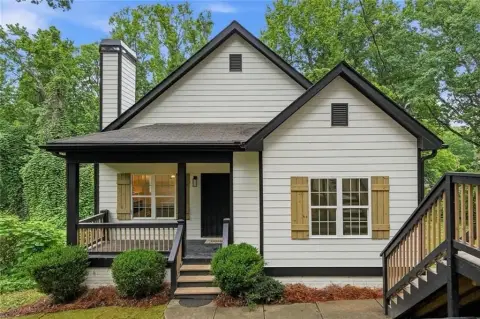 Updated Craftsman-Style Single-Family Home