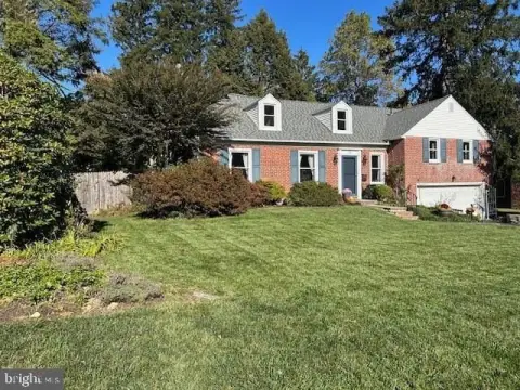 Updated Home in Desirable Wyncote