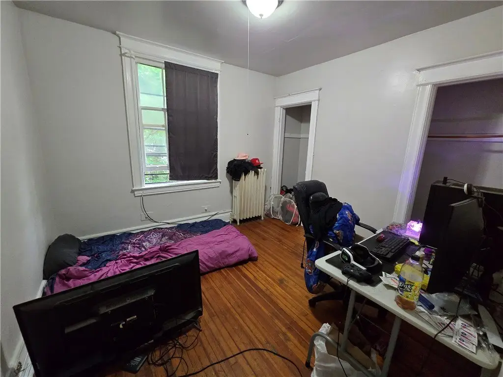 Picture 8
