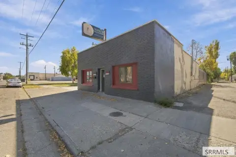 Multi-Tenant Office Building