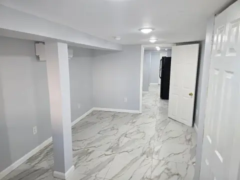 Warehouse Space with Private Access