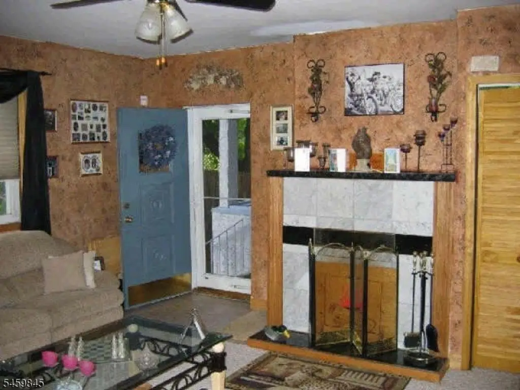 Picture 3